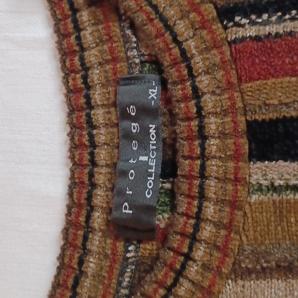 Protégé Collection Long Sleeve Sweater - Multi Earth Tone Colors. Size XL - Picture 5 of 6